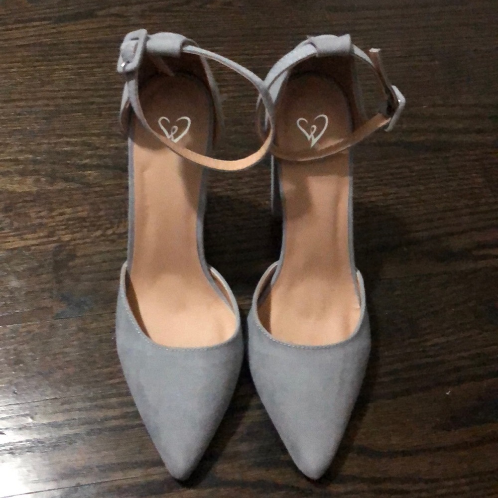 Heels shoes
